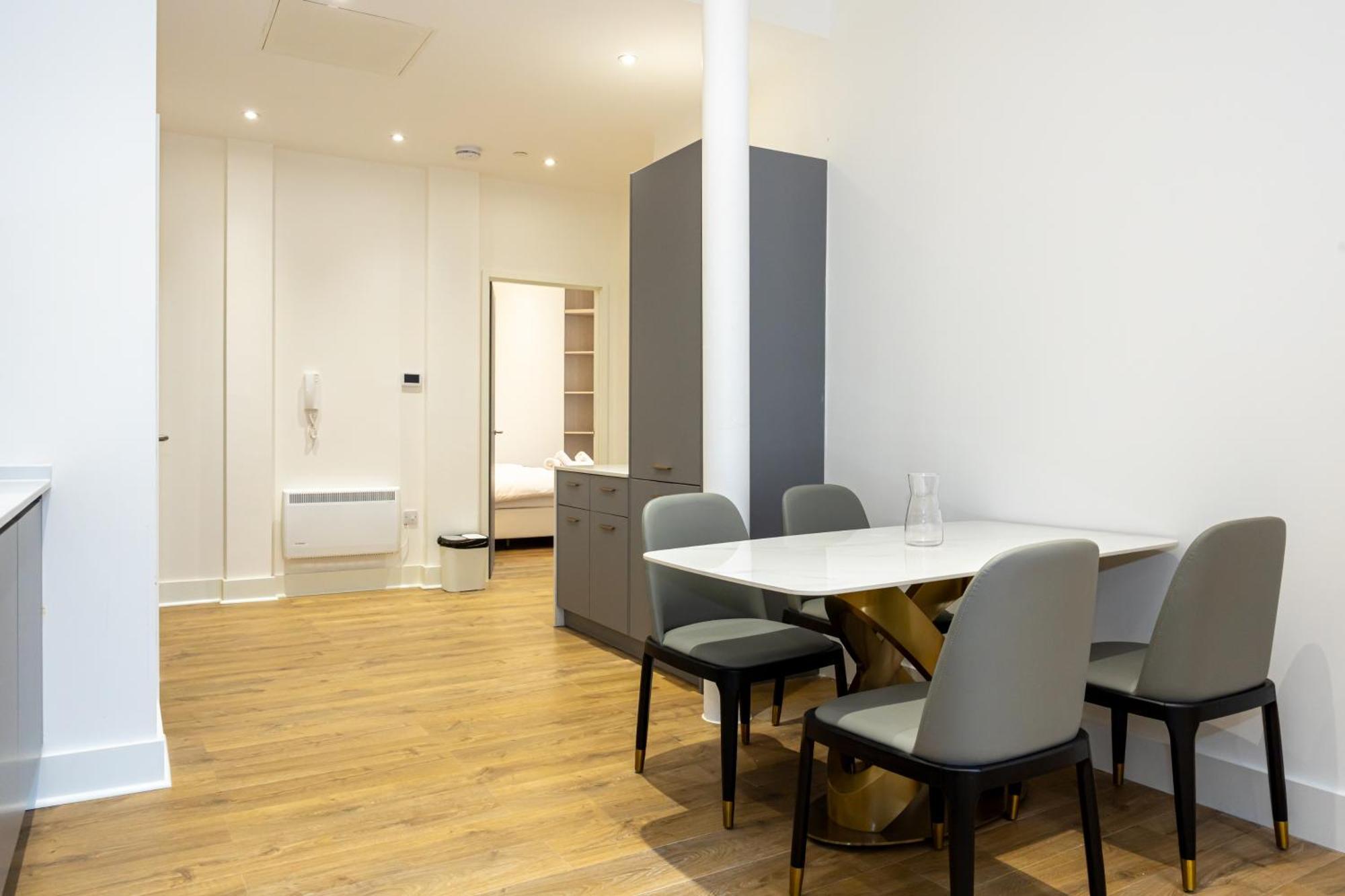 Amazing 1Bd Apartment China Town Manchester Buitenkant foto