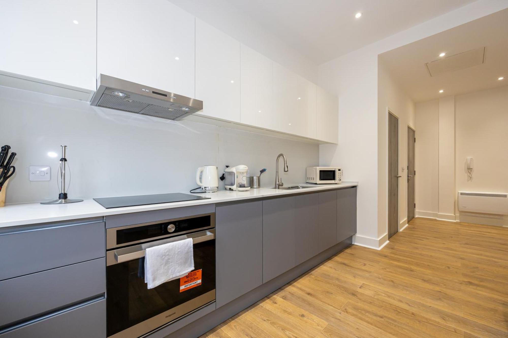 Amazing 1Bd Apartment China Town Manchester Buitenkant foto